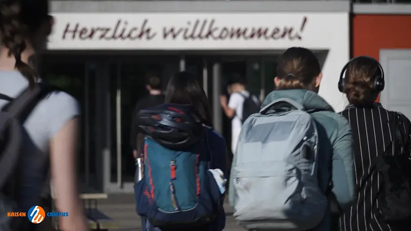 Haupteingang SchülerInnen